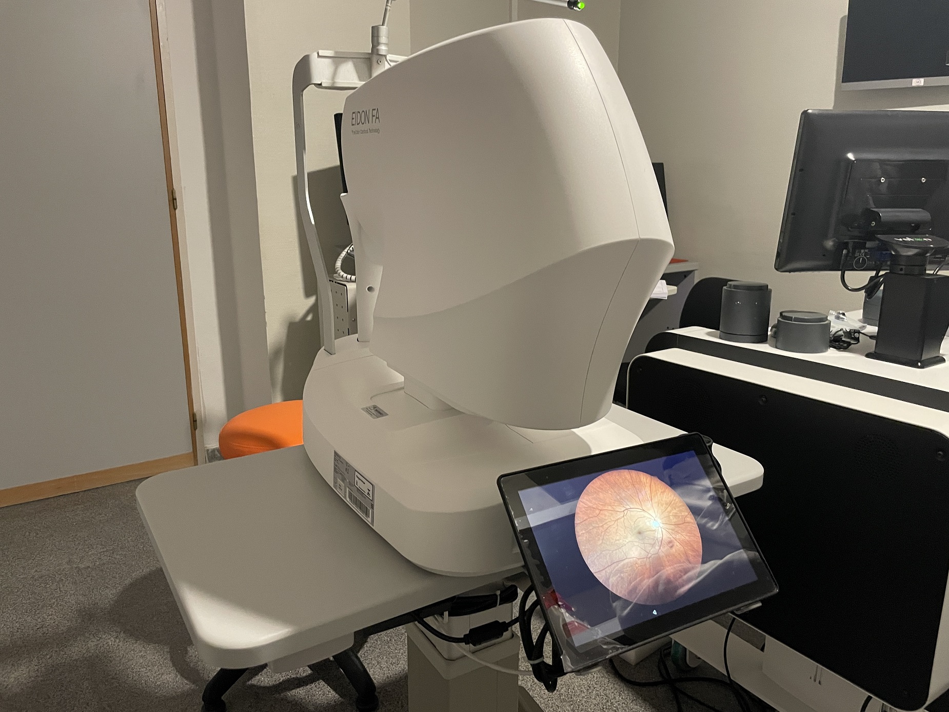 L’Hospital de Vinaròs incorpora un avançat retinògraf per millorar el diagnòstic en oftalmologia